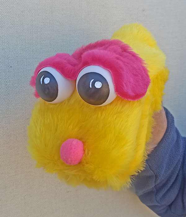 Bocón amarillo combinado con fucsia